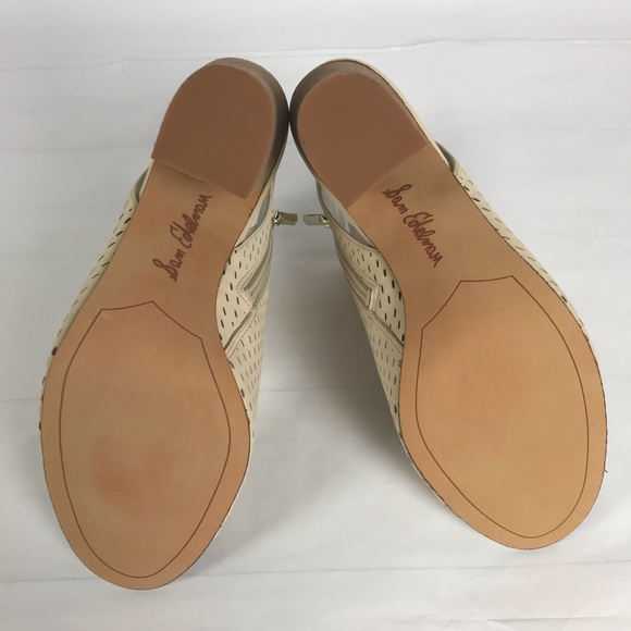 Sam Edelman "Ennette" Perforated Lace-Up Bootie. - Picture 8 of 9